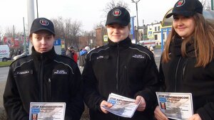 Uczniowie ostrzegli przed kieszonkowcami