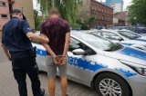 Zatrzymany przez zabrzańskich policjantów sprawca kradzieży rozbójniczej