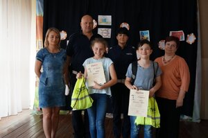 Uroczyste wręczenie kart rowerowych uczniom, którzy pozytywnie zdali egzamin