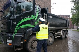 Działania "Bus  Truck" prowadzone przez policjantów zabrzańskiej drogówki