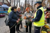 Zabrzańscy policjanci podczas działań &quot;Znicz 2016&quot;