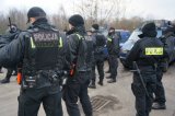 Policjanci biorący udział w poszukiwaniach