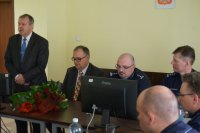 Komendant Wojewódzki Policji insp. Krzysztof Justyński, Zastępca Prezydent Zabrza Krzysztof Lewandowski, Komendant Miejski Policji w Zabrzu insp. Dariusz Wesołowski, szef zabrzańskiej prokuratury Krzysztof Garbala i Przewodniczący Rady Miasta Zabrze Marian Czochara, a także zaproszeni goście podczas odprawy rocznej