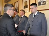 Wojewoda nagrodził bohaterskich policjantów