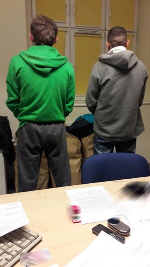 Sprawcy pobicia i usiłowania rozboju zatrzymani przez policjantów z II komisariatu