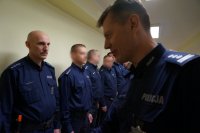 Policjanci wyróżnieni nagrodą pieniężną przez Komendanta Miejskiego Policji w Zabrzu insp. Dariusza Wesołowskiego