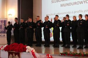 Uroczystość ślubowania klasy o profilu policyjnym
Żródło:  portal naszemiasto.pl zabrze