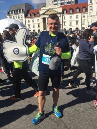 kom. Oktawiusz Cieślik podczas warszawskiego półmaratonu