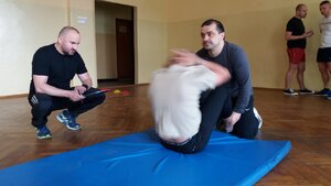 Zabrzańscy policjanci podczas egzaminu ze sprawności fizycznej