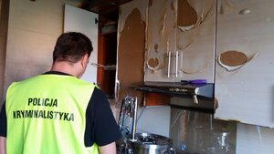 mieszkanie w którym doszło do wybuchu oparów alkoholu