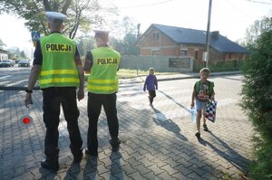 Zabrzańscy policjanci podczas działań "Bezpieczna droga do szkoły"