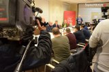 Konferencja prasowa dotycząca wybierając 997, dodzwonisz się do centrum powiadamiania ratunkowego