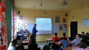 zabrzańscy policjanci podczas zajęć profilaktycznych