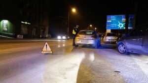 Zabrzańscy policjanci na miejscu zdarzenia drogowego