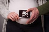 zdjęcie USG nienarodzonego dziecka policjantów