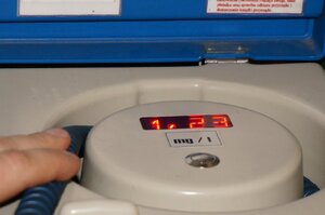 Urządzenie do pomiaru zawartości alkoholu w wydychanym powietrzu