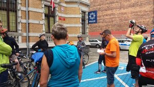 Rajd rowerowy - "Szklakiem zabrzańskich komisariatów" zorganizowany przez Muzeum Miejskie w Zabrzu i Zabrzańską Masę Krytyczną