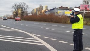 Policjant zabrzańskiej drogówki podczas działań