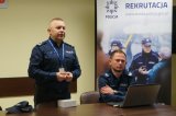 Spotkanie policjantów z uczniami klas mundurowych w ramach &quot;Policję tworzą ludzie, Twórzmy ją razem&quot;