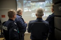policjanci podczas służby