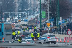 policjanci podczas zabezpieczenia COP