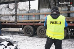 policjanci podczas czynności