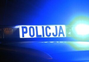 zdjęcie kolorowe: sygnały świetlen radiowozu