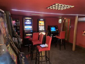 Zdjęcie kolorowe: zabezpieczone nielegalne automaty