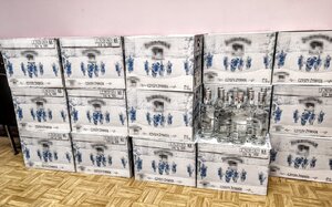 Zdjęcie kolorowe: odzyskany alkohol