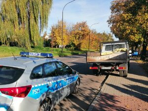 zdjęcie kolorowe: radiowóz podczas działa bus&amp;truck