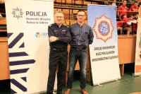 zdjęcie kolorowe: Zawodnicy podczas III Charytatywnego Turnieju Futsalu o Puchar Komendanta Miejskiego Policji w Zabrzu
