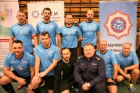 zdjęcie kolorowe: Zawodnicy podczas III Charytatywnego Turnieju Futsalu o Puchar Komendanta Miejskiego Policji w Zabrzu