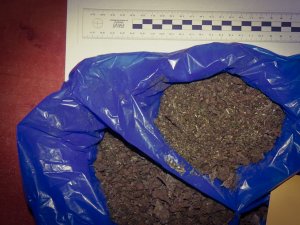 Marihuana w plastikowym worku zdjęcie poglądowe