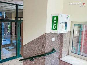 Urządzenie AED