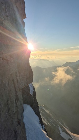 Zdjęcie przedstawiające widok z  wyprawy na górę Matterhorn