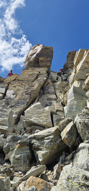 Zdjęcie przedstawiające widok z  wyprawy na górę Matterhorn