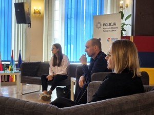 Na zdjęciu uczestnicy debaty społecznej