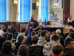 Na zdjęciu uczestnicy debaty społecznej