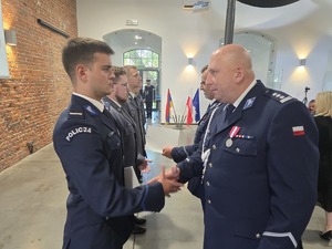 na zdjęciu osoby podczas święta policji w Zabrzu