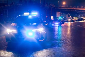 na zdjęciu policjanci podczas parady militarnego mikołaja