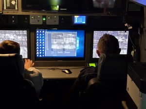 na zdjęciu policjanci podczas działań bezpieczny pieszy