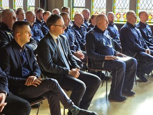 na zdjęciu policjanci podczas narady rocznej w muzeum górnictwa węglowego