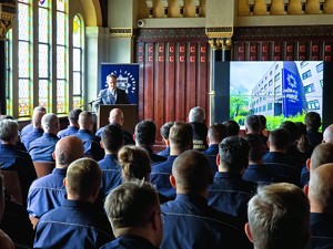 na zdjęciu policjanci podczas narady rocznej w muzeum górnictwa węglowego